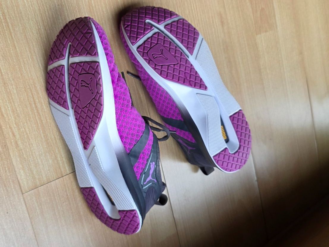 Puma Scarpe da donna: Puma Damenschuhe Lila Grösse 36 – Usato da Niederbipp venduto da Tamara15101995 1