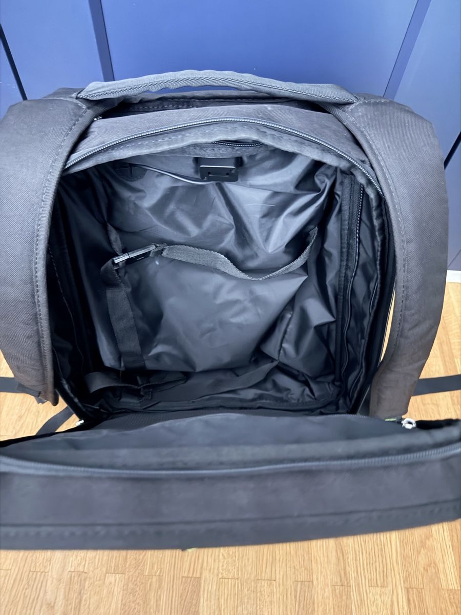 Samsonite Sacs à dos: Samsonite Securipack Backpack 17.3” Black – D'occasion à Thun par dar_fz6y 8