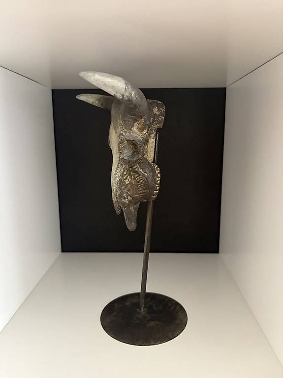Tutte le decorazioni: Deko Schädel Standfigur – Usato da Thürnen venduto da Yaroc 2