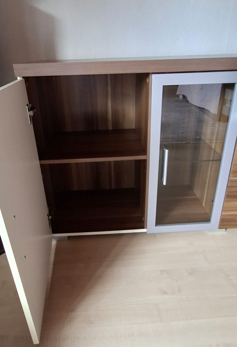 TV Möbel: Sideboard Holzoptik weiss Vitrine – Gebraucht aus Laufen von nostalgie0811 2