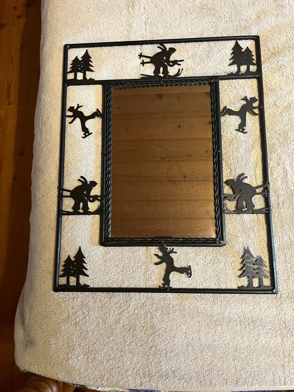 Specchi: Miroir rustique Style Chalet en fer – Nuovo (secondo la descrizione) da Val-d'Illiez venduto da del_6lmm 1