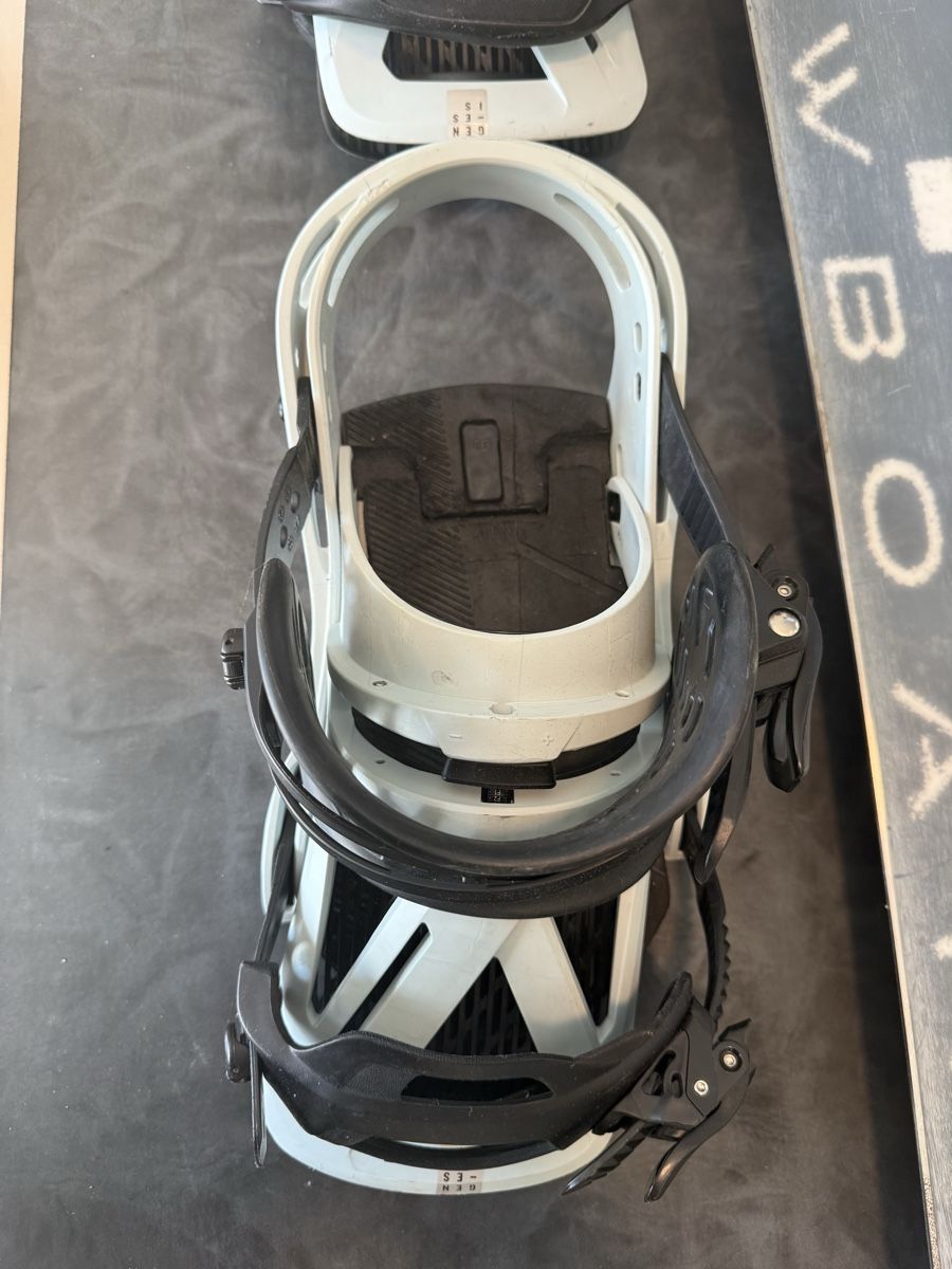 Snowboard Nitro Boards: Beginner Snowboard Kit Nitro + Burton – Gebraucht aus Genthod von 300_29nf 3