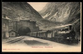 Expresszug verlässt den Gotthard-Tunnel