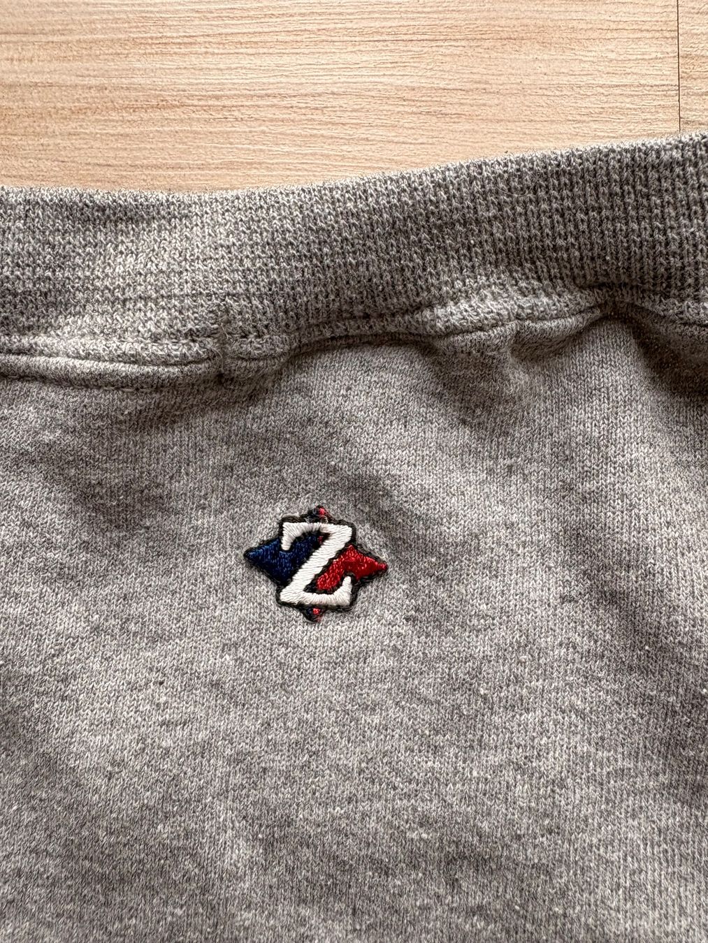 Maglioni & Felpe: Vintage Jerseys Pullover Fizzen Reworked – Usato da Wigoltingen venduto da _vntg_ 3