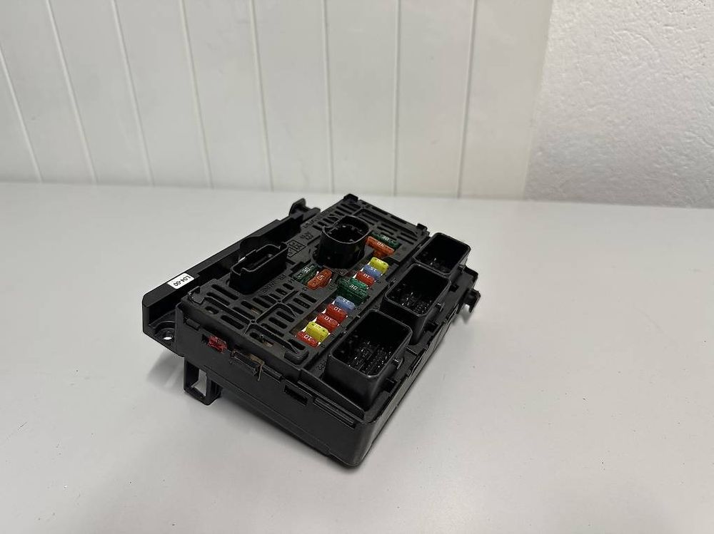 Componenti elettronici: BSM-Modul Siemens Valeo BSM-L04-00 PSA 9661682780 – Usato da Oetwil am See venduto da RoeschuDeBuetzer 3