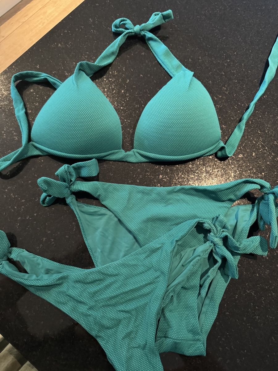 Calzedonia Badekleider & Bikinis: calzedonia bikini gr. 36/38 – Gebraucht aus Seengen von Shiara