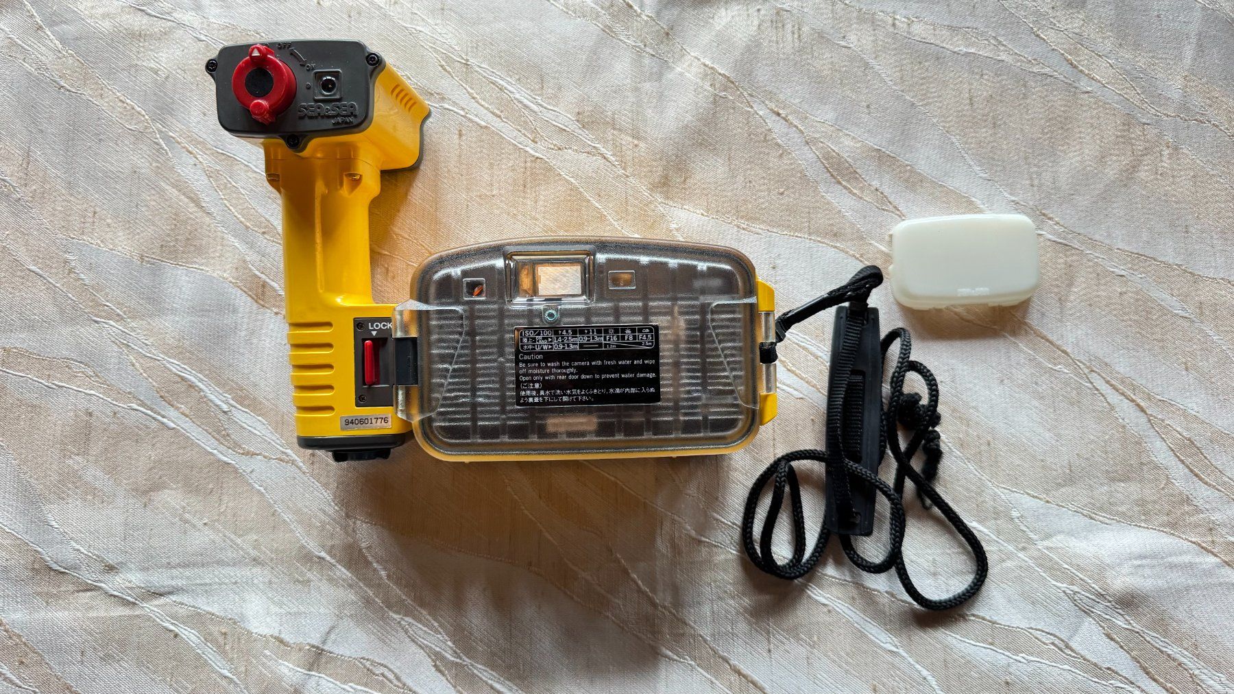 Lampade & Macchine fotografiche: Unterwasserkamera mit Blitz – Difettoso da Koppigen venduto da B007Milo 6
