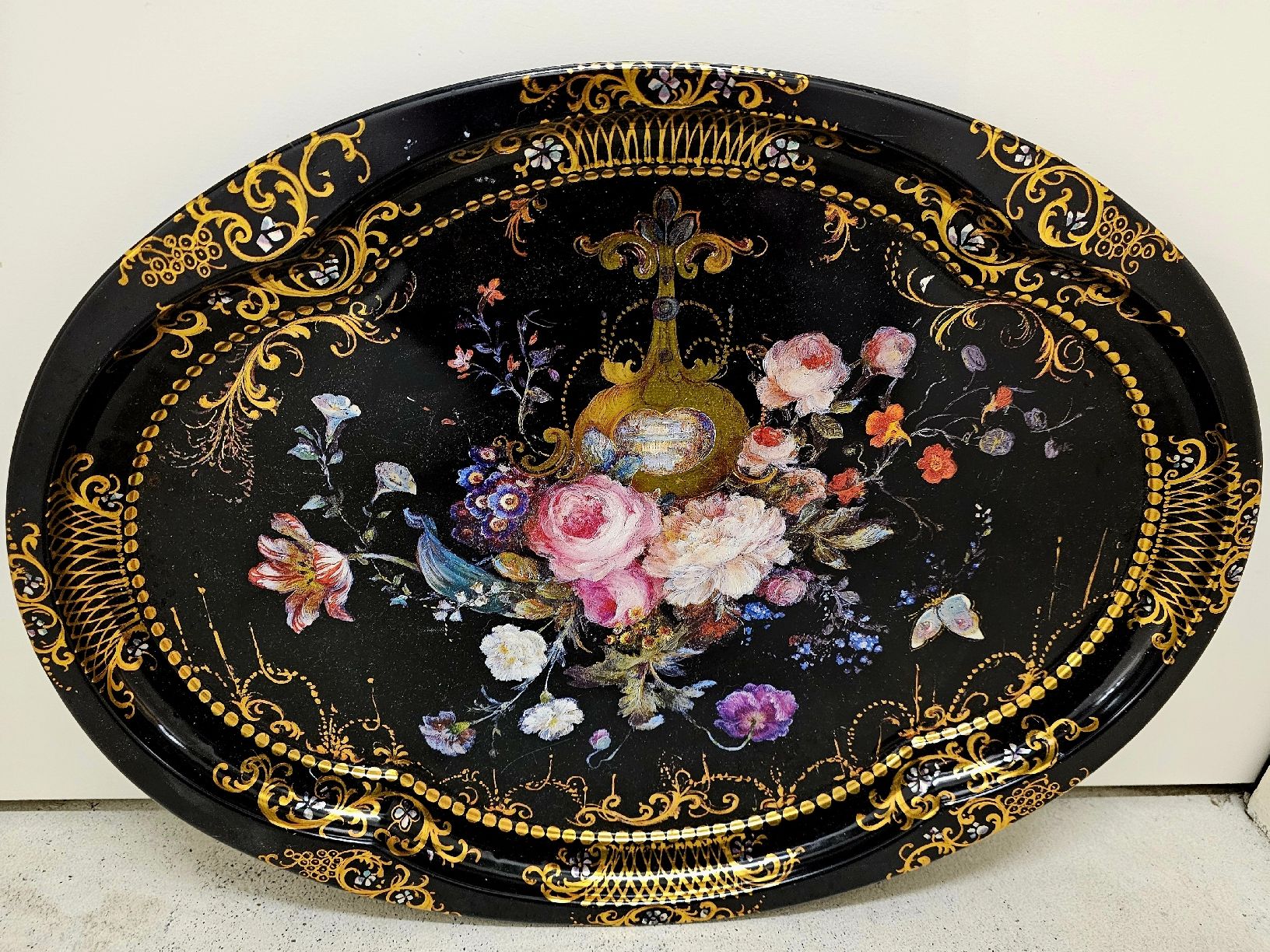 Tutte le decorazioni: TABLETT/DUCHESS'S TRAY! – Usato da Laupen BE venduto da AUSSIEGIRL1109