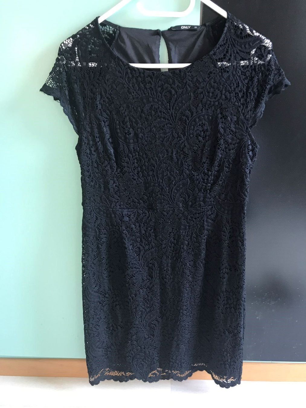 Robes: Robe taille 38 – Neuf (Voir description) à Domdidier par qatar1973