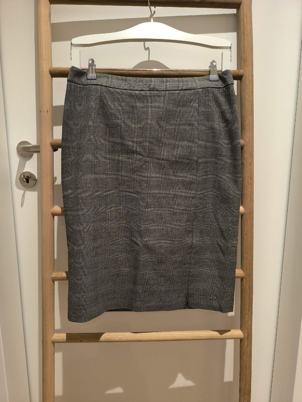 Tommy Hilfiger Gonne: Tommy Hilfiger Rock – Usato da Niederrohrdorf venduto da RainerW79