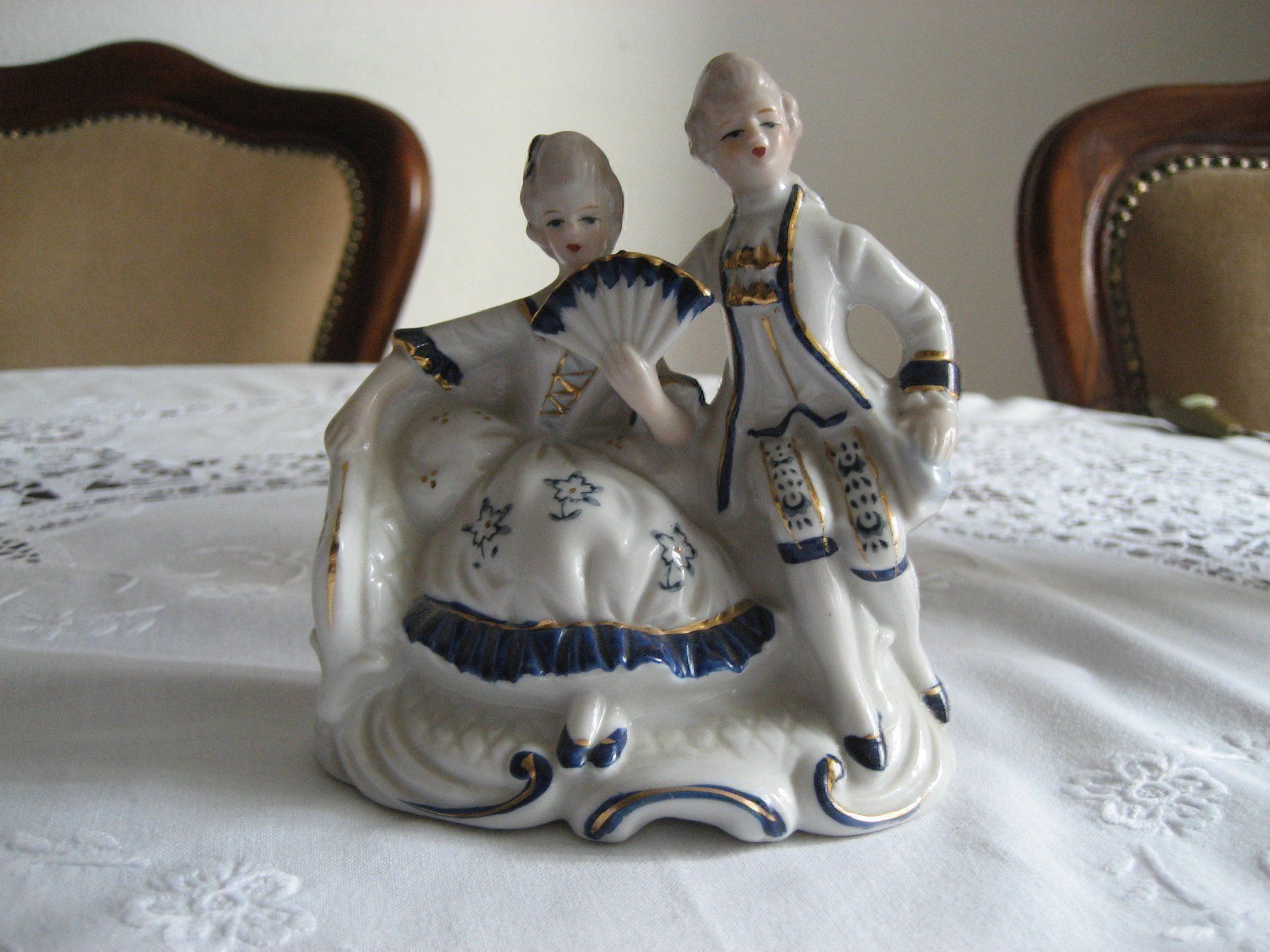 Royal Copenhagen Figuren: Kopenhagen schönne Figur – Gebraucht aus Zürich von Nofelet31