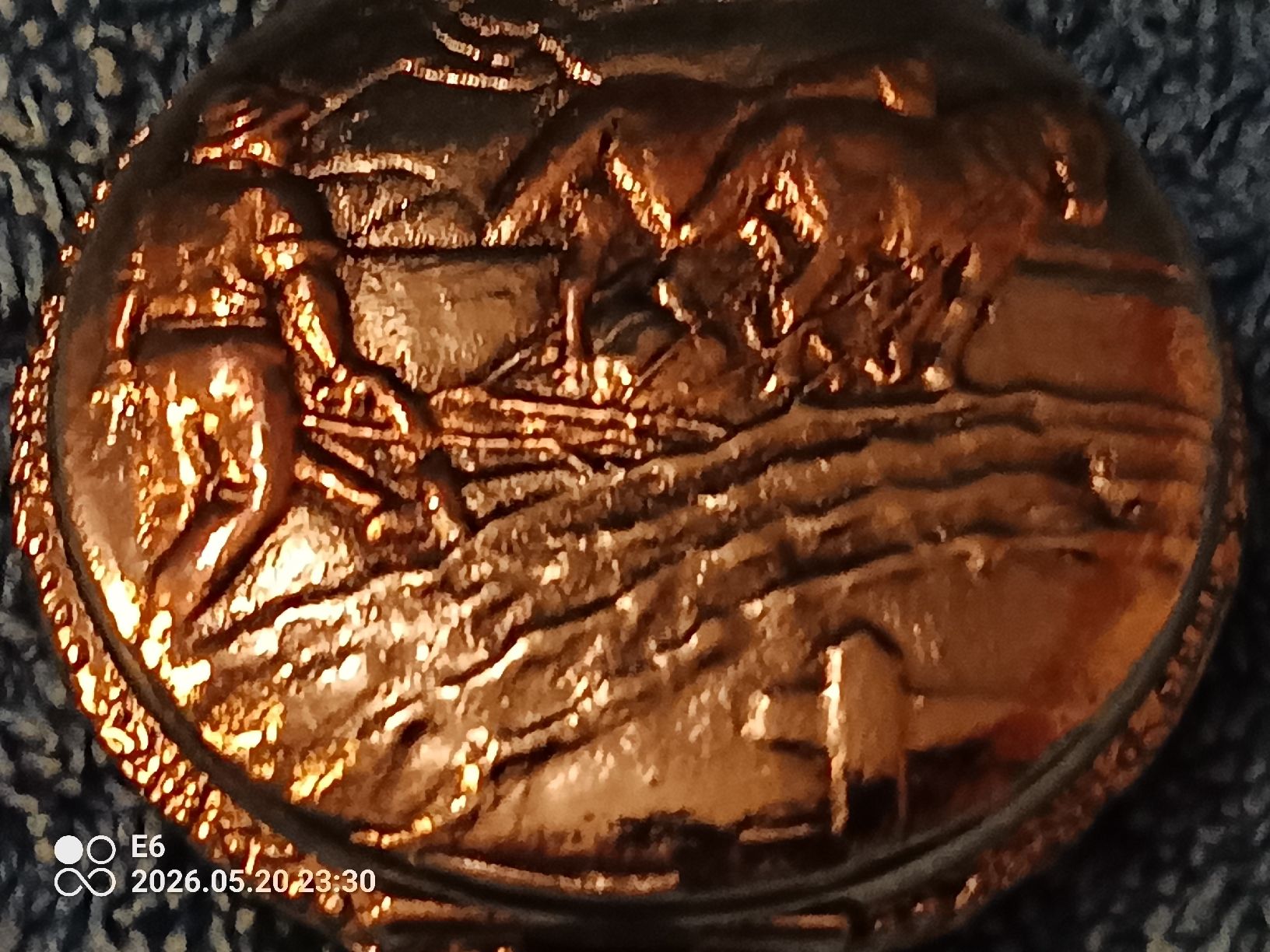 Orologi: RundeTaschenuhr mit Bauernmotiv – Usato da Zürich venduto da Mitzi6 5