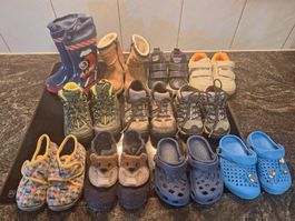 11-teiliges Schuhpacket für Jungs 20-22