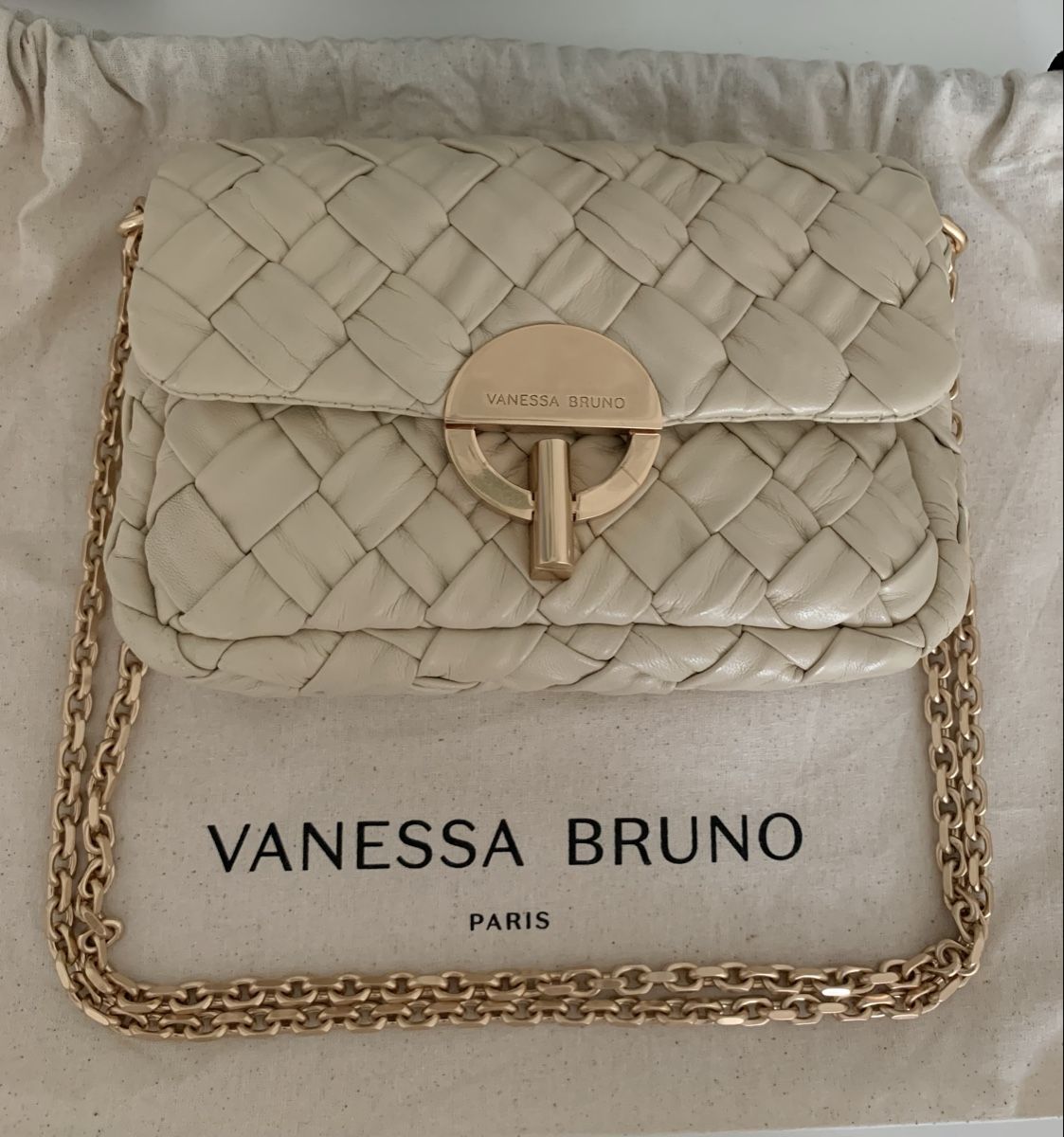 Vanessa Bruno Sacs femmes: Vanessa Bruno sac neuf  – Neuf avec emballage d'origine à Gland par TallyEva