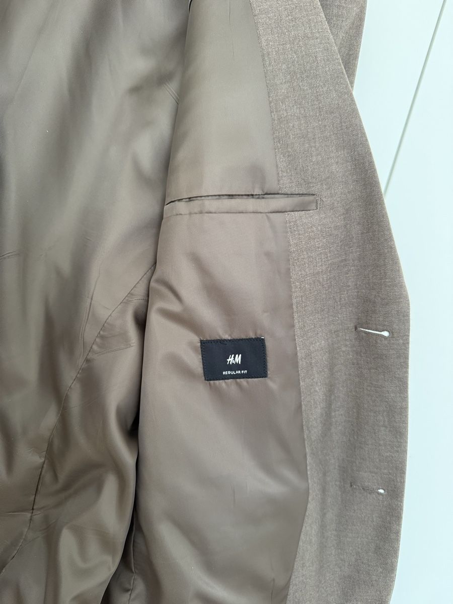 H&M Completi: H&M Costume, light brown  – Nuovo (secondo la descrizione) da Genève venduto da kri_v92h 1