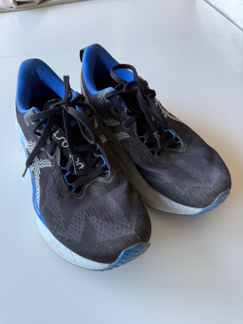 Asics Chaussures hommes: Novablast 5 – D'occasion à Meyrin par Sdenis84 4