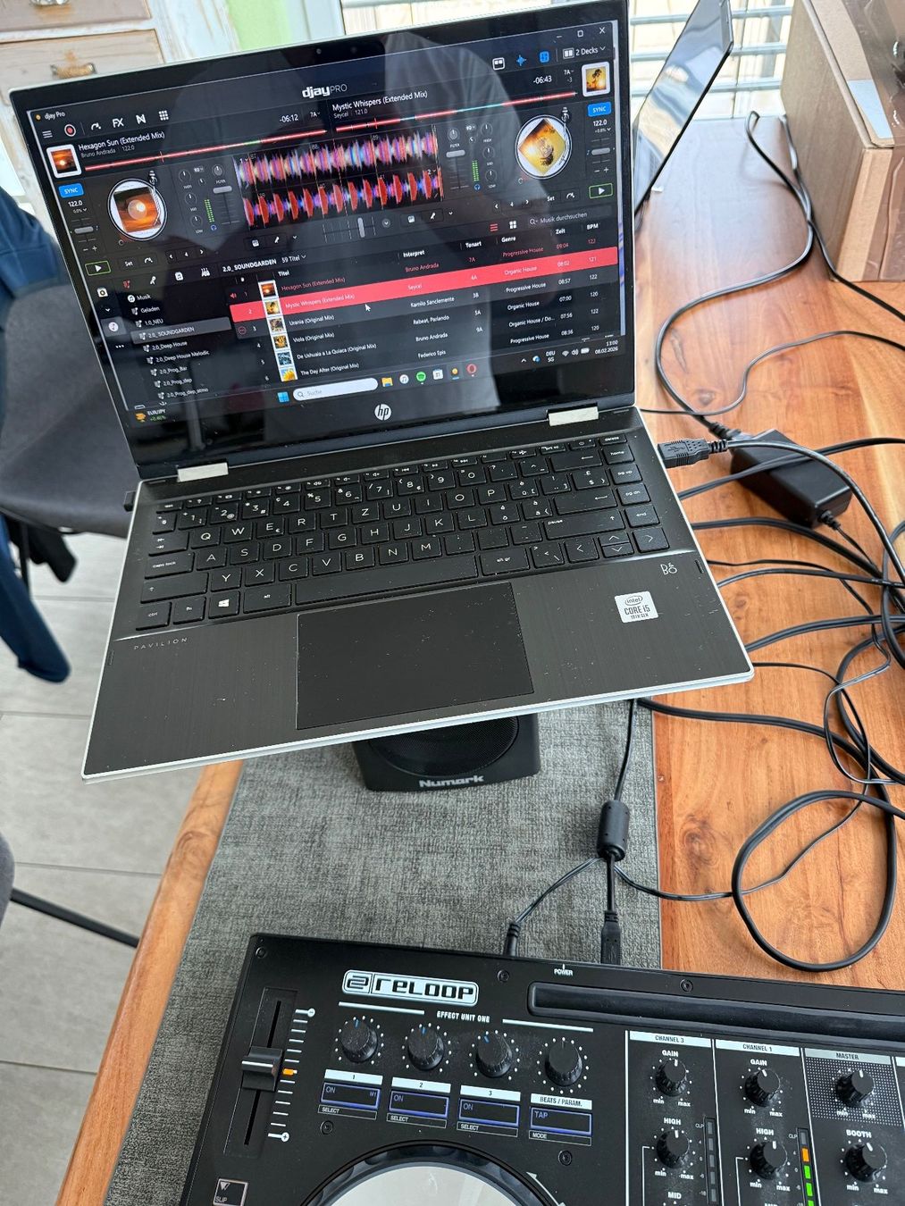 Pioneer Console di mixaggio: DJ CONTROLLER RELOOP – Usato da Oberdorf SO venduto da misijael 1