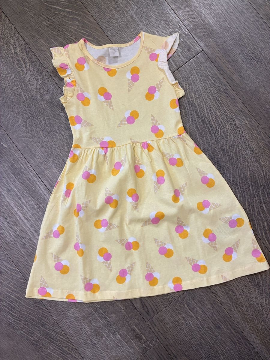 Kleider & Röcke: Schönes Kleid Gr. 128, Neu – Gebraucht aus richterswil von lunamarie001