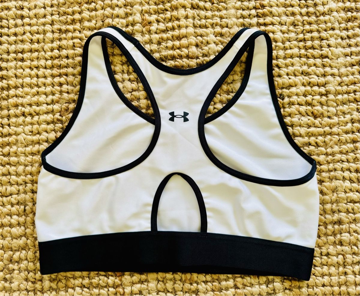 Under Armour Top: Under Armour Sport BH – Nuovo (secondo la descrizione) da Zollikofen venduto da AureusManus 2