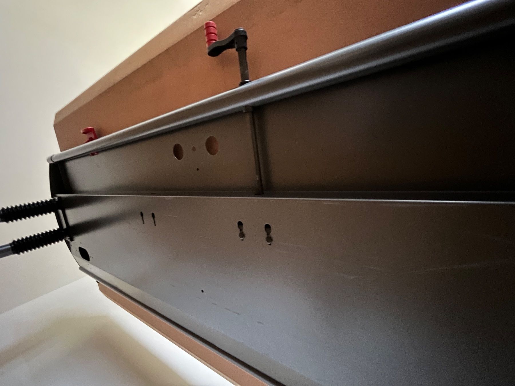 Scrivanie: Adjustable height desk – Usato da Zürich venduto da van_ll5k 8
