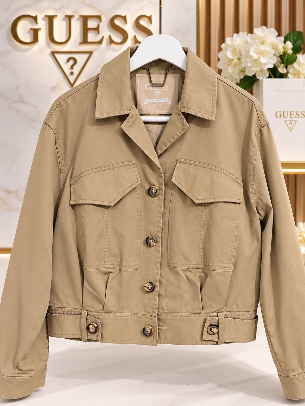 Guess Jacken: Guess Jacke XL – Neu (gemäss Beschreibung) aus Oftringen von Lejaleja