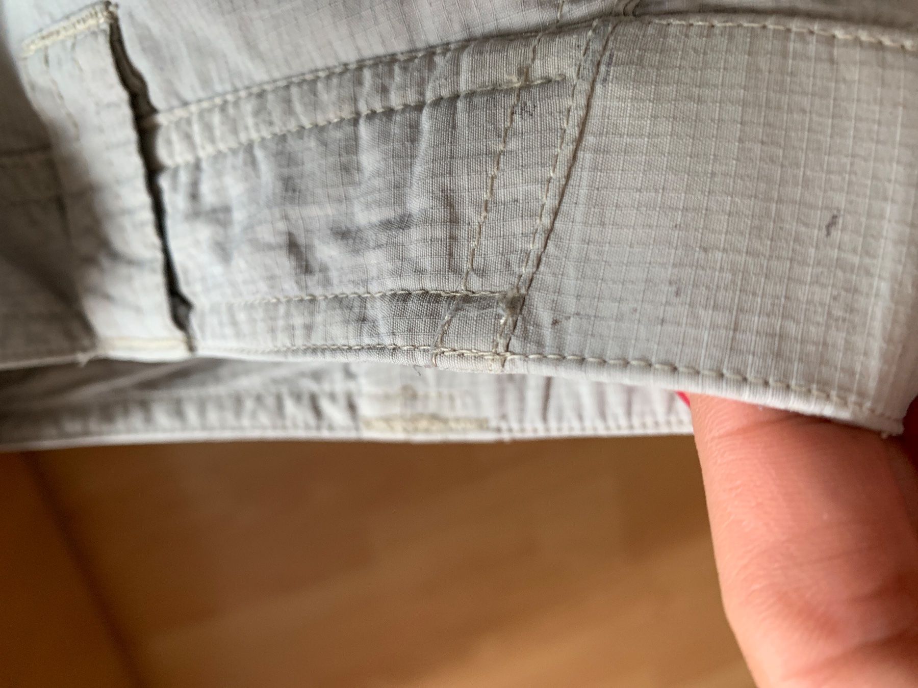 Columbia Pantalons: Joli short beige Columbia taille 50 – D'occasion à MEYRIN par Gwendo10 4
