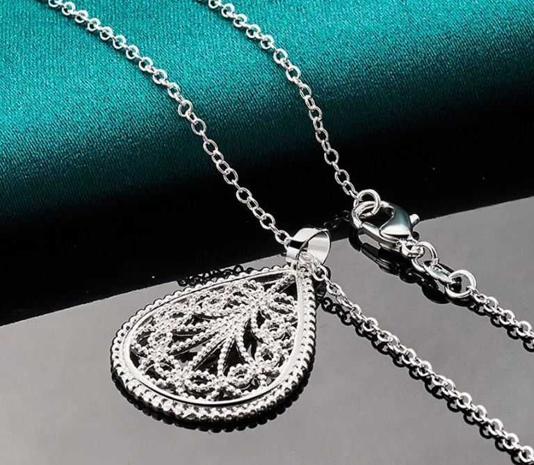 Catenine: Anhänger mit Kette, 925 versilbert – Nuovo (secondo la descrizione) da Grenchen venduto da dar_6d52 3
