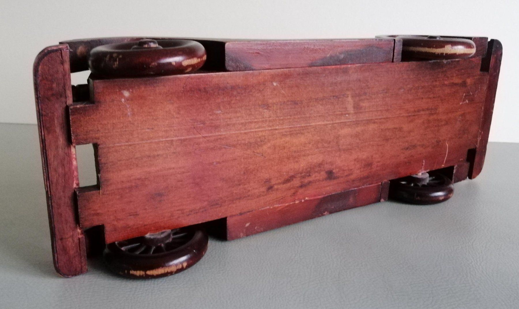Modellini d'auto: Modellauto aus Holz – Usato da Mörschwil venduto da Erwin8242 6