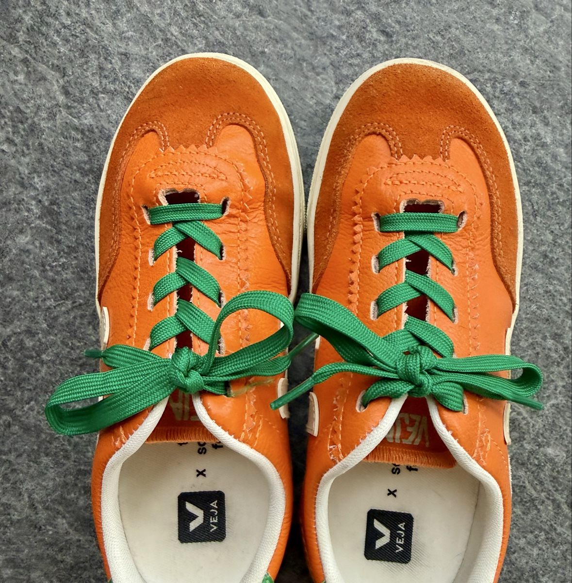 Veja Scarpe per ragazzi: Veja Turnschuhe Grösse 34 – Usato da Allschwil venduto da Artur15 1