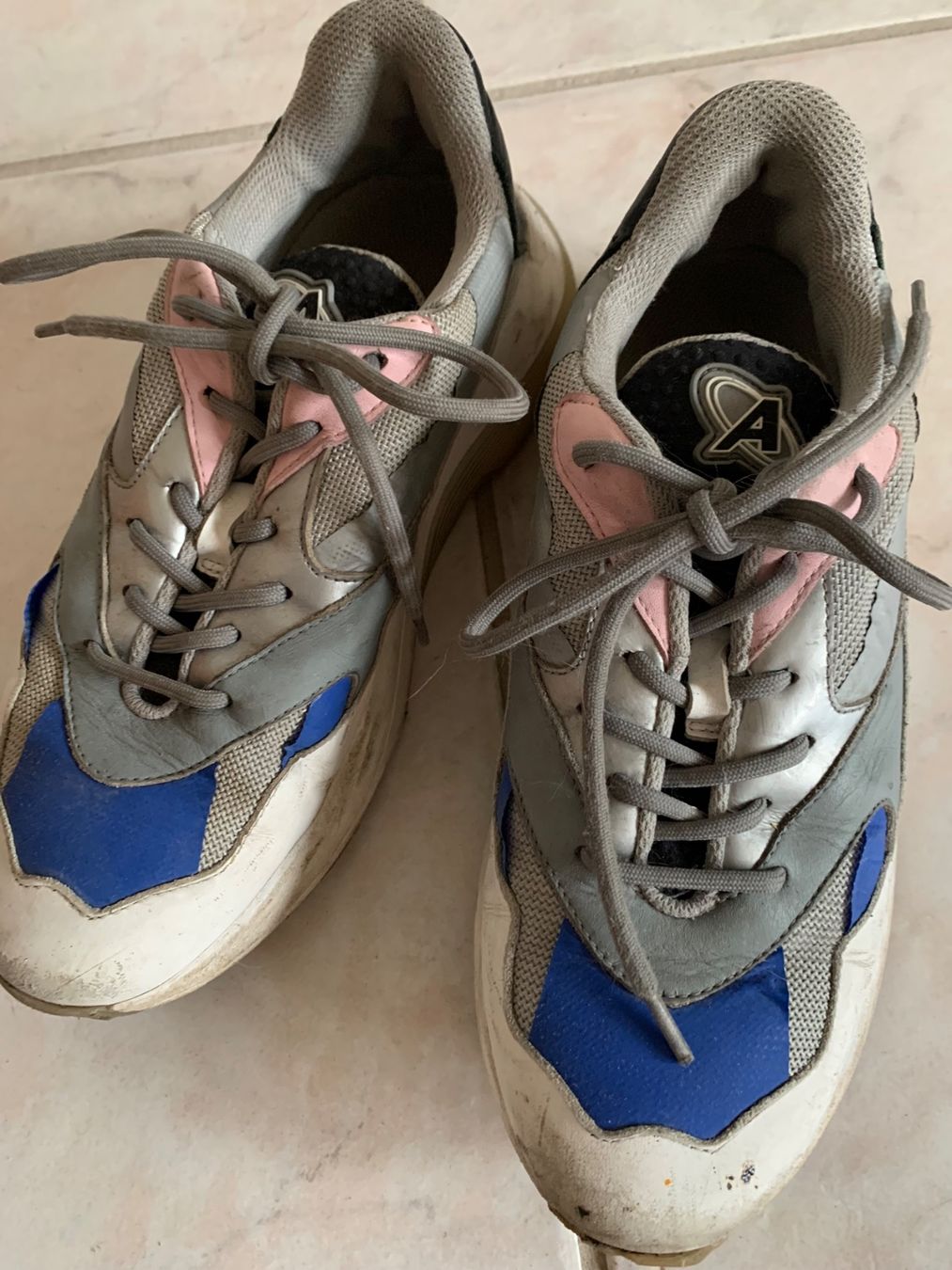 Axel Arigato Scarpe da donna: Axel Arigato Sneaker Gr. 39 – Usato da Waltenschwil venduto da pipapo71