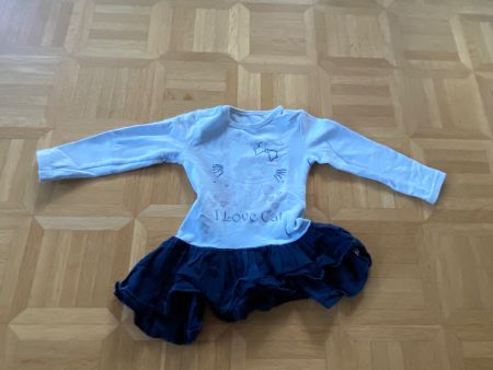 Mädchen Kleid mit Katzenmotiv weiss blau Gr. 74