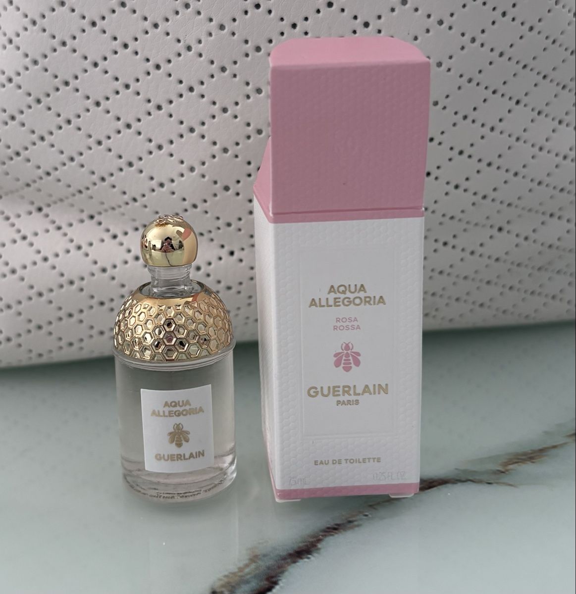 Guerlain Profumi & Eau de Toilette: Guerlain Rosa Rossa 7.5ml NEU – Nuovo e nell'imballaggio originale da Uhwiesen venduto da Giu.13