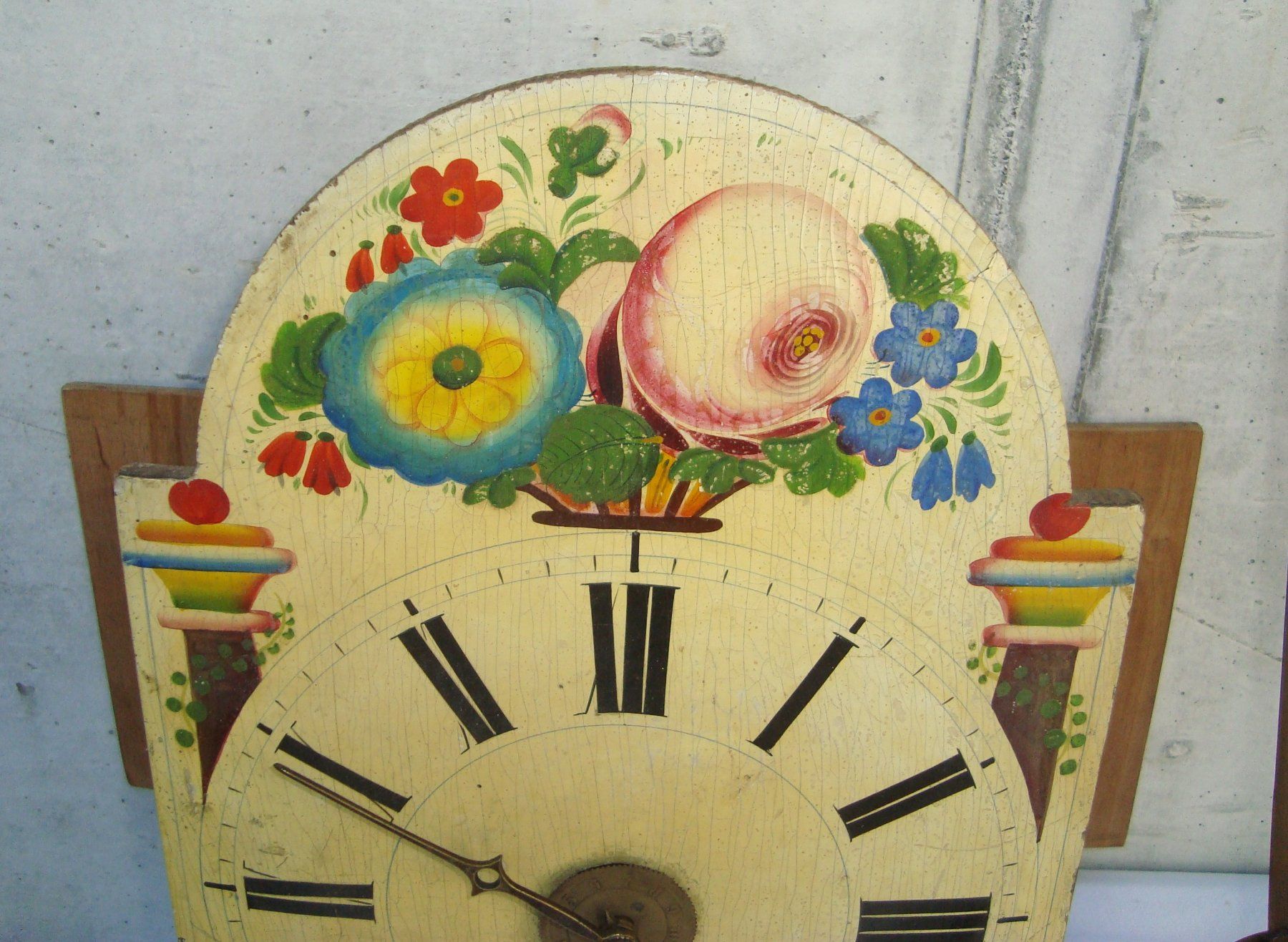 Pendules & Horloges murales: grosse Schwarzwälder Uhr mit Wecker – Défectueux à Oberdorf NW par Lufao 2