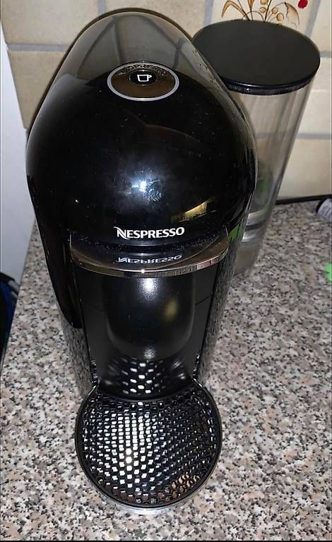 Machines à café & Machines à expresso: Nespresso VertuoPlus Deluxe – D'occasion à Affoltern am Albis par marcschertenleib 1