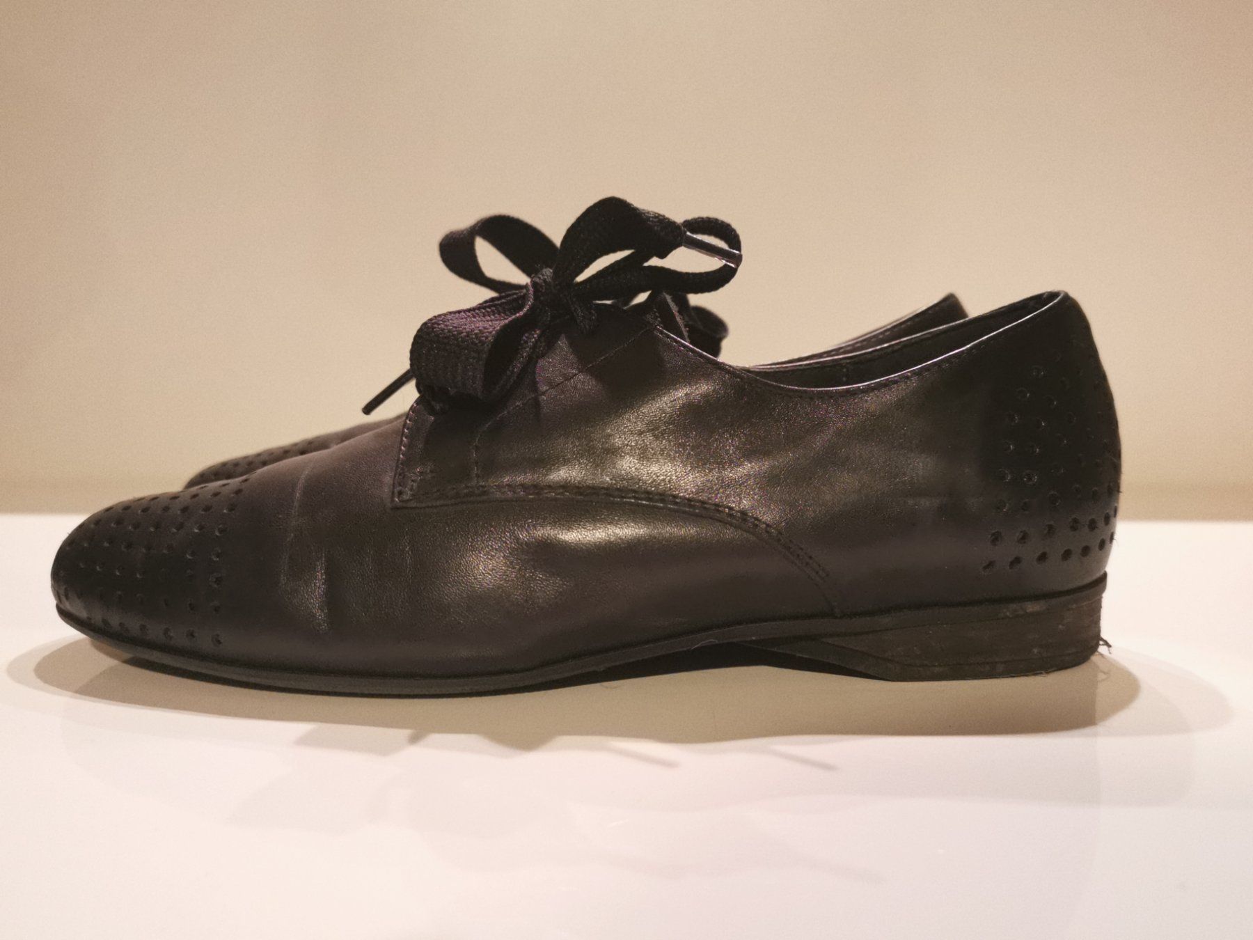 Scarpe da donna: Semler Schnürschuhe mit Luftpolster, schwarz, Gr. 4 / G+ – Usato da Luzern venduto da Liliana2013 2