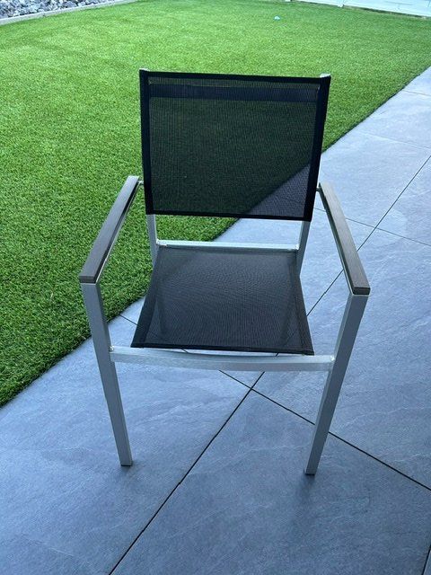 Set di tavolo e panche: Gartentisch 180x90 inkl. 4 Stühle – Usato da Pfungen venduto da Ciccina0 2
