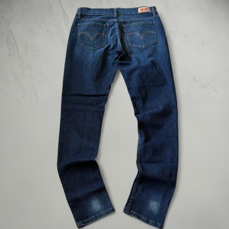 Levi's Jeans Damen dunkelblau Grösse M guter Zustand