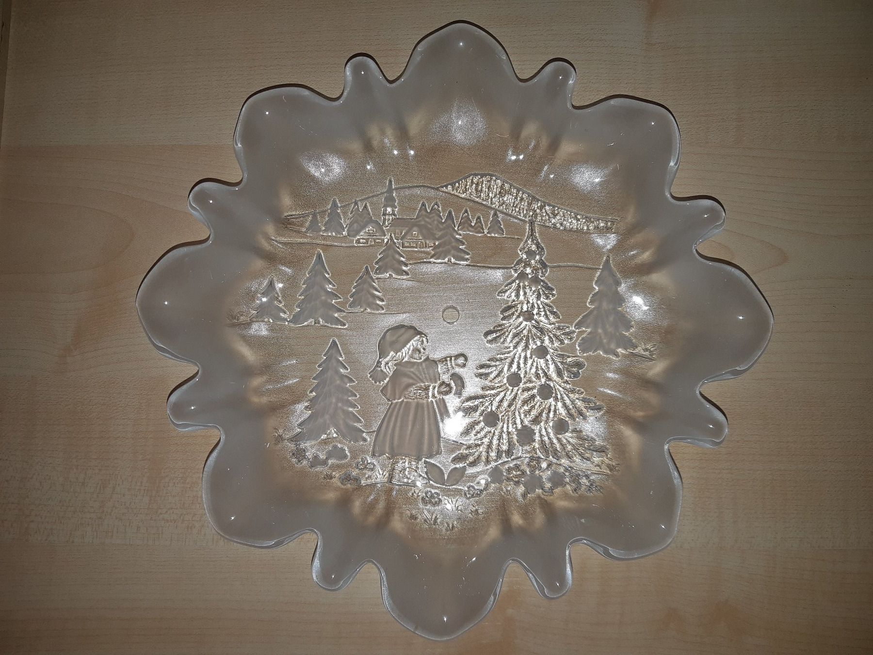 Piatti di portata: verschiene farbige Etagere – Usato da Studen SZ venduto da Handwerkstatt9698 8