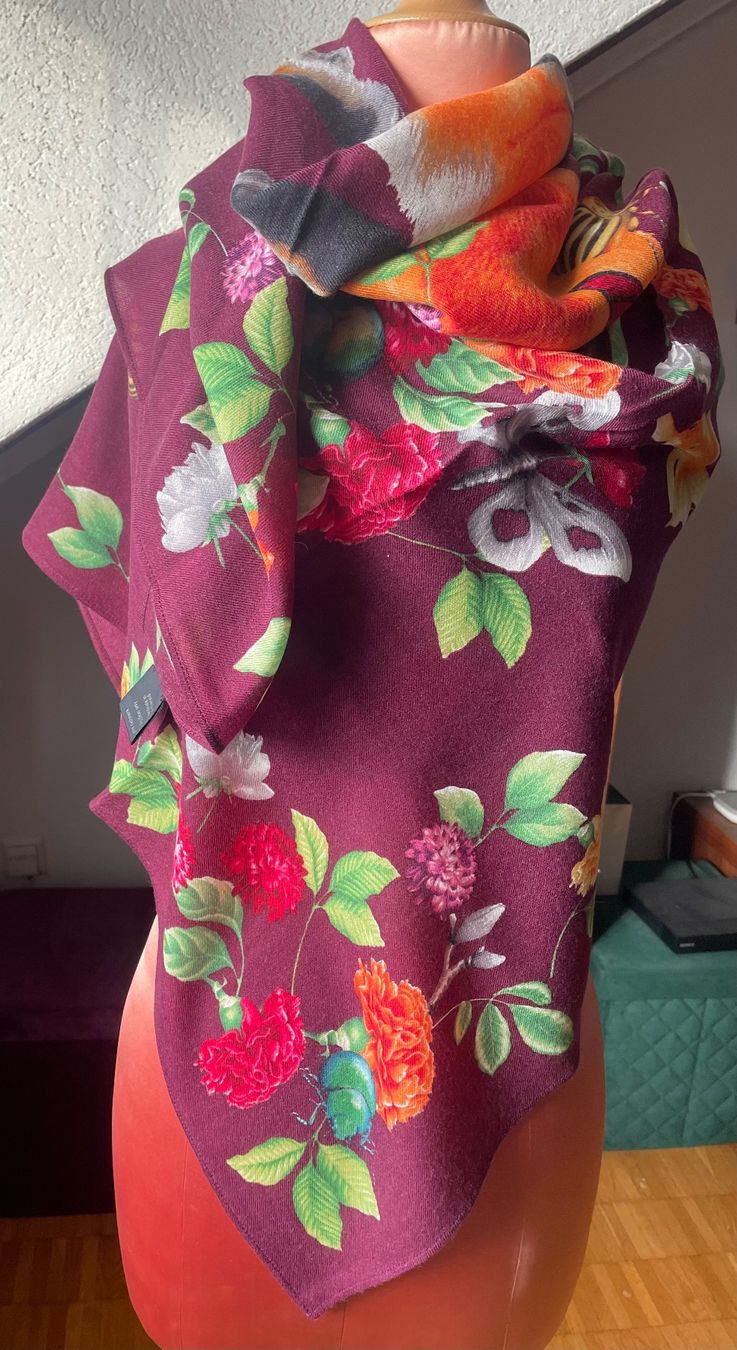 Fabric Frontline Foulard & Sciarpe: Kaschmirfoulard Fabric Frontline – Nuovo (secondo la descrizione) da Zürich venduto da Poppy108 4