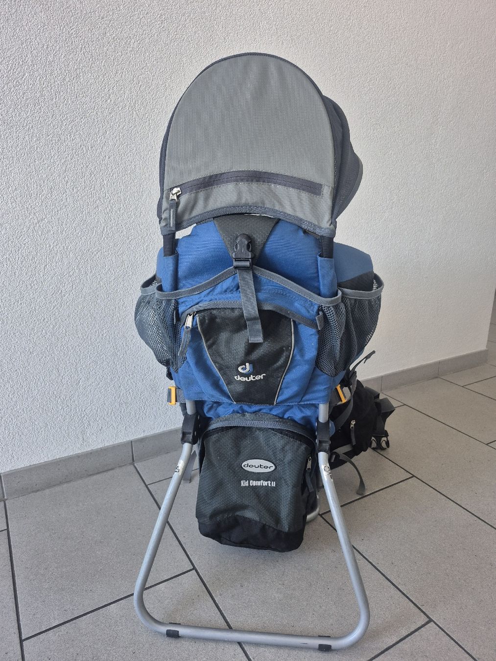 Deuter Marsupi portabebè: Deuter Kid Comfort 2 Kindertrage mit Regenschutz – Usato da Suhr venduto da Nessie88 2