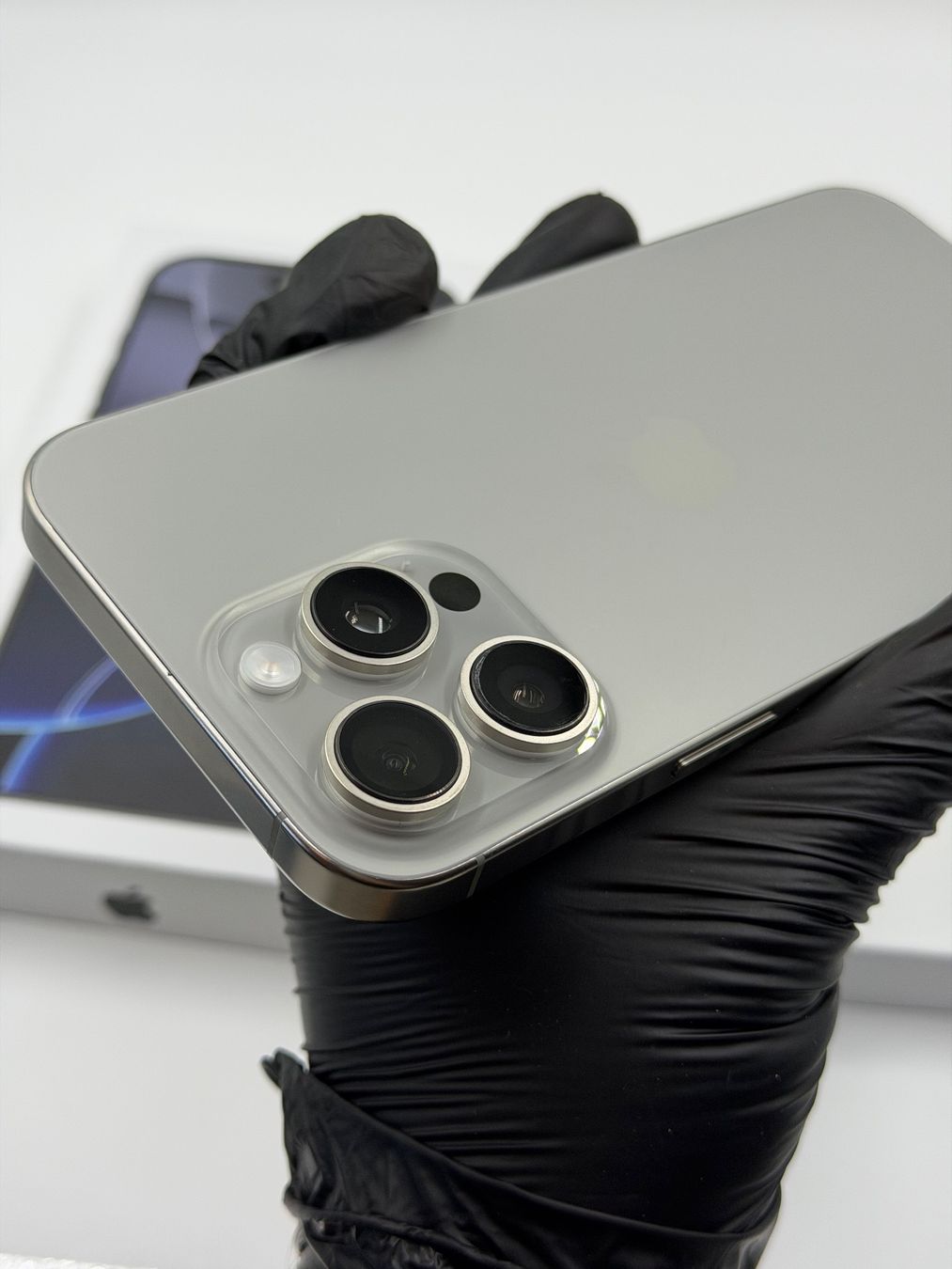 Apple Telefoni cellulari / Smartphones: Apple iPhone 16 Pro - 256 GB | Wie neu – Usato da Chur venduto da ReplaceHub 3