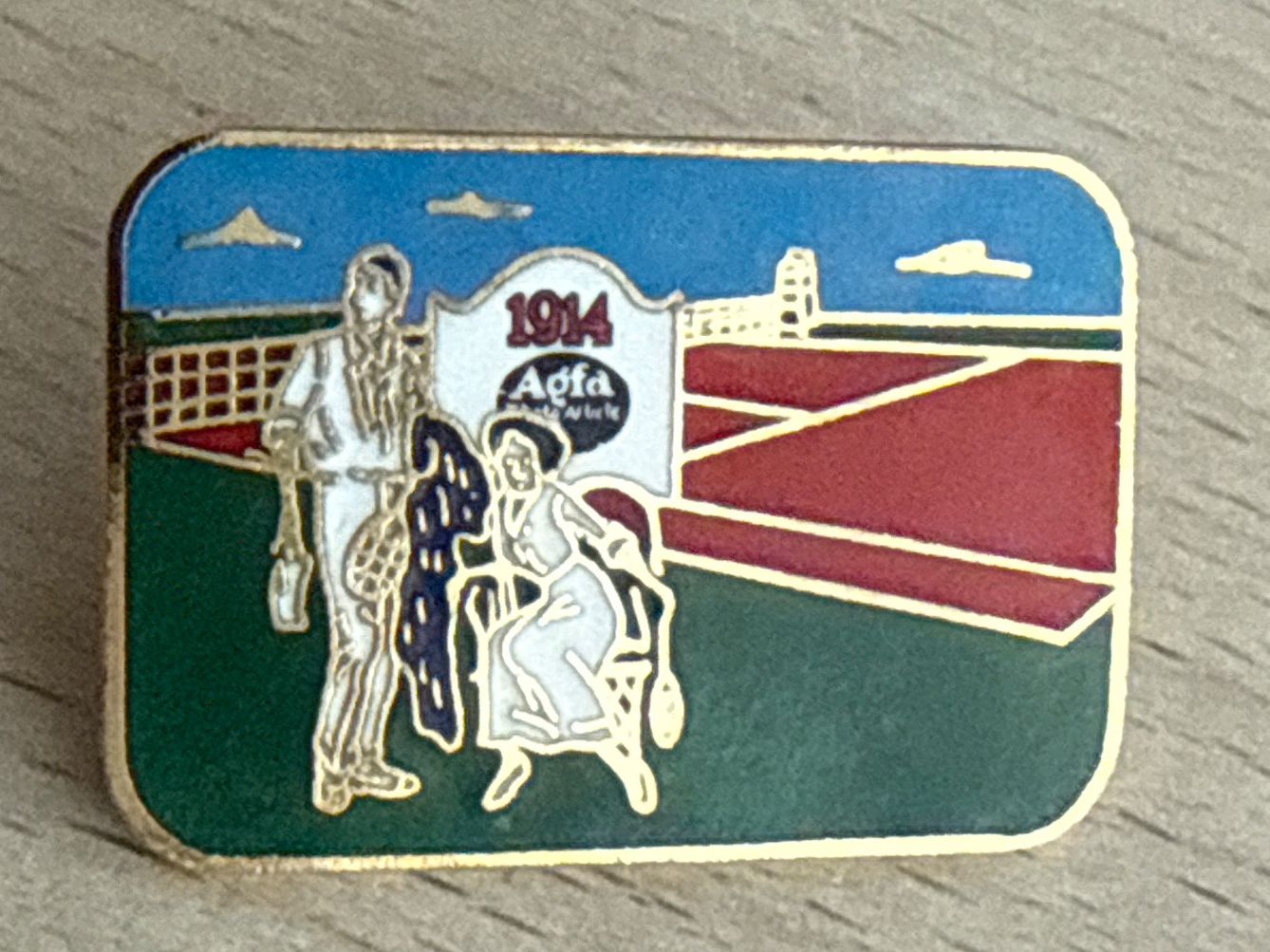 Placchette & Badge: Pin Agfa – Usato da Glattbrugg venduto da Schweigmatt