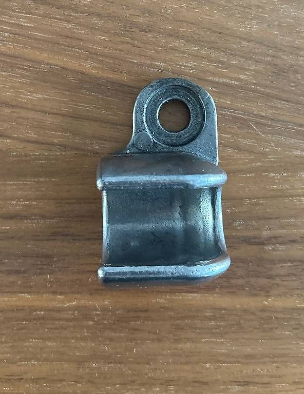 Ersatzteile: Thule Kupplung Axle Mount ezHitch Cup – Gebraucht aus Zürich von NmanoEdna