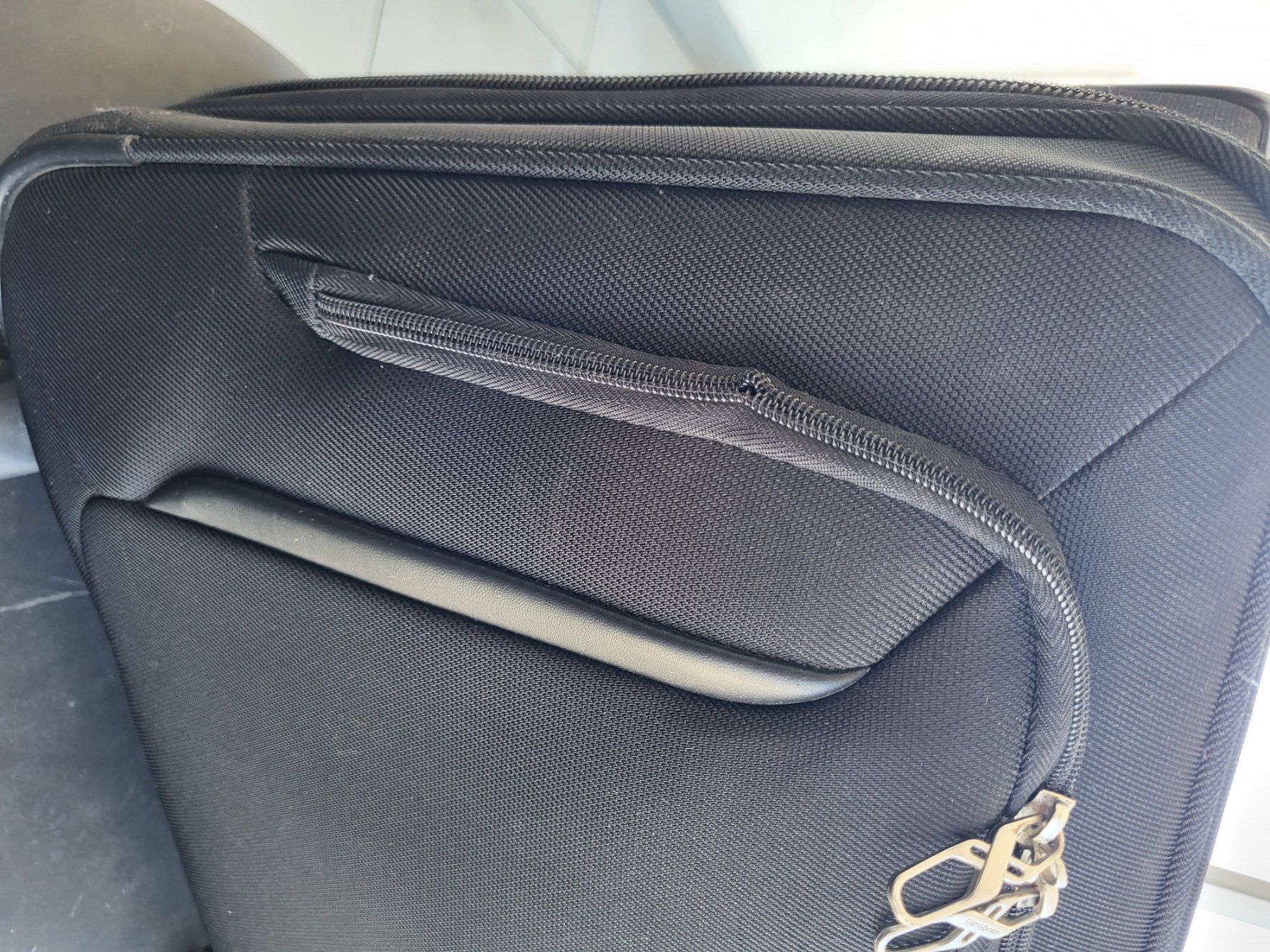 Samsonite Valigie: Samsonite Geschäftskoffer – Usato da Bözen venduto da MiWu05 1