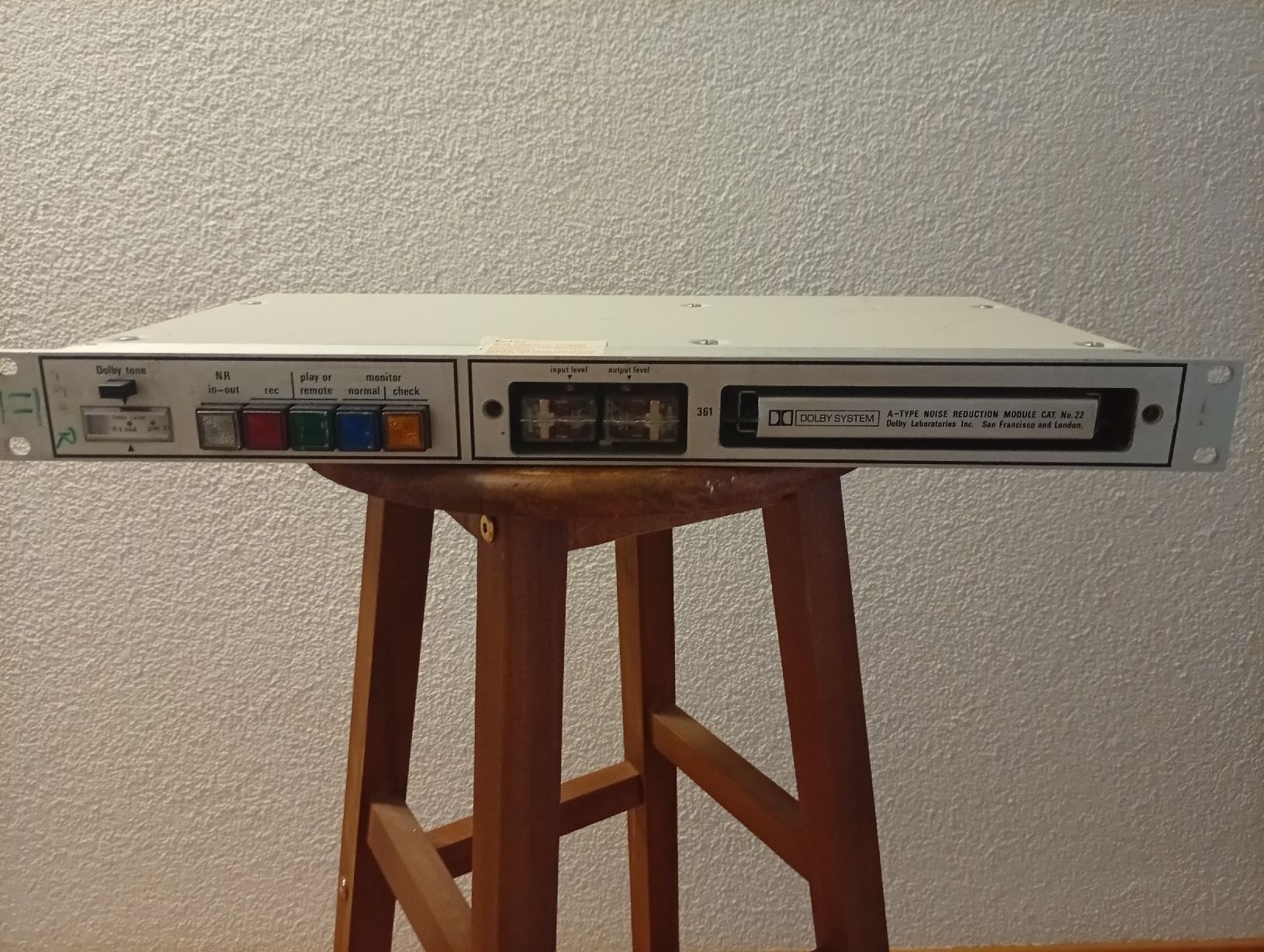 Console di mixaggio: Dolby noise reduction (70er)  – Usato da Wallisellen venduto da kia_xd8l