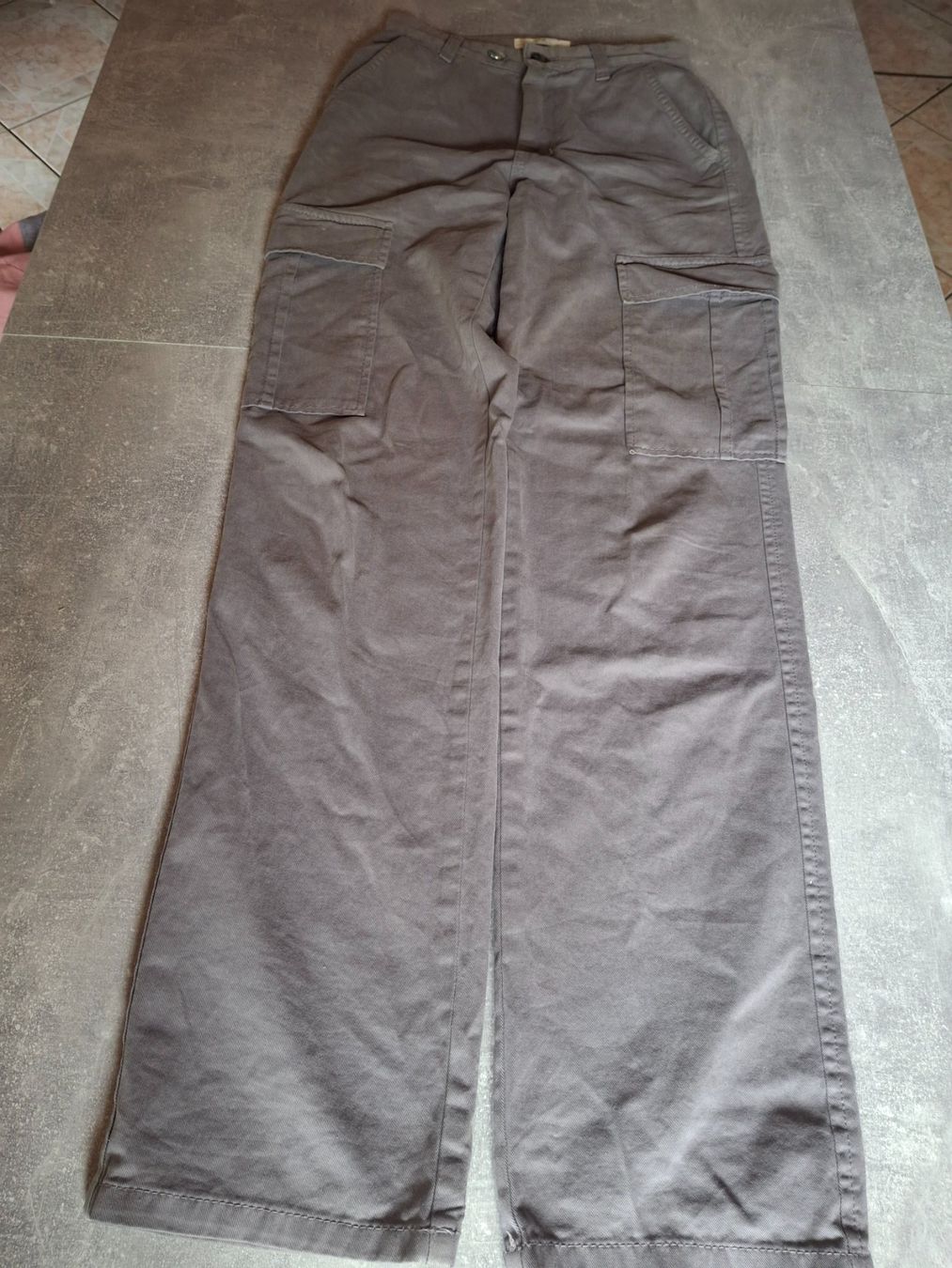 Pantaloni: Pantalon gris taille 34 marque STR 100% coton – Usato da Villiers venduto da san_jn5w 1