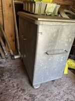 Abfallcontainer