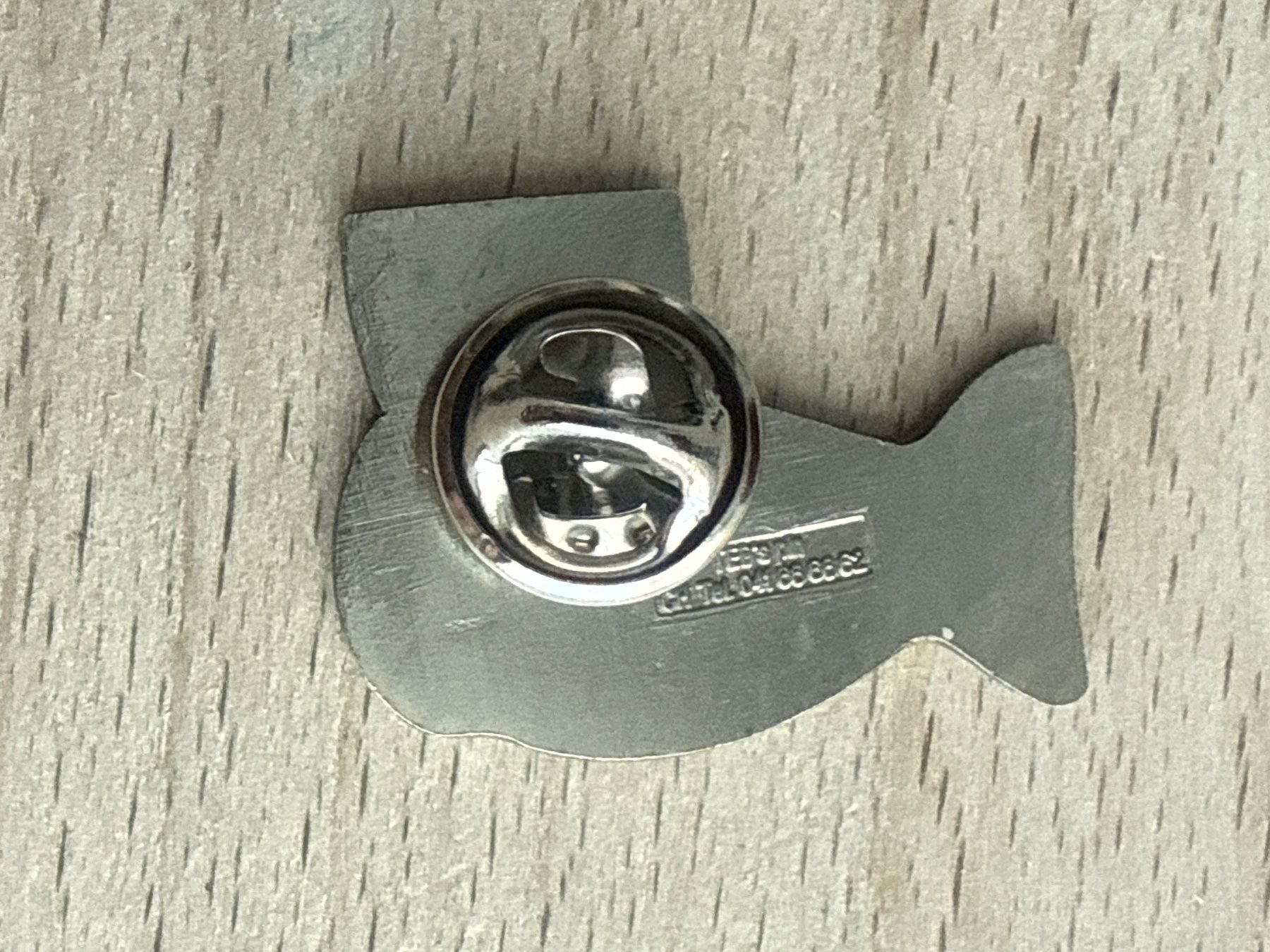Plaquettes & Badges: Pin Eichenberger Fischerei – D'occasion à Glattbrugg par Schweigmatt 1