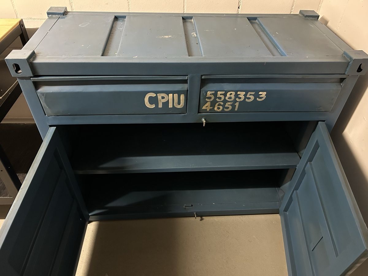 Cassettiere: Möbel Container Look  – Usato da Nürensdorf venduto da callstrunz 1