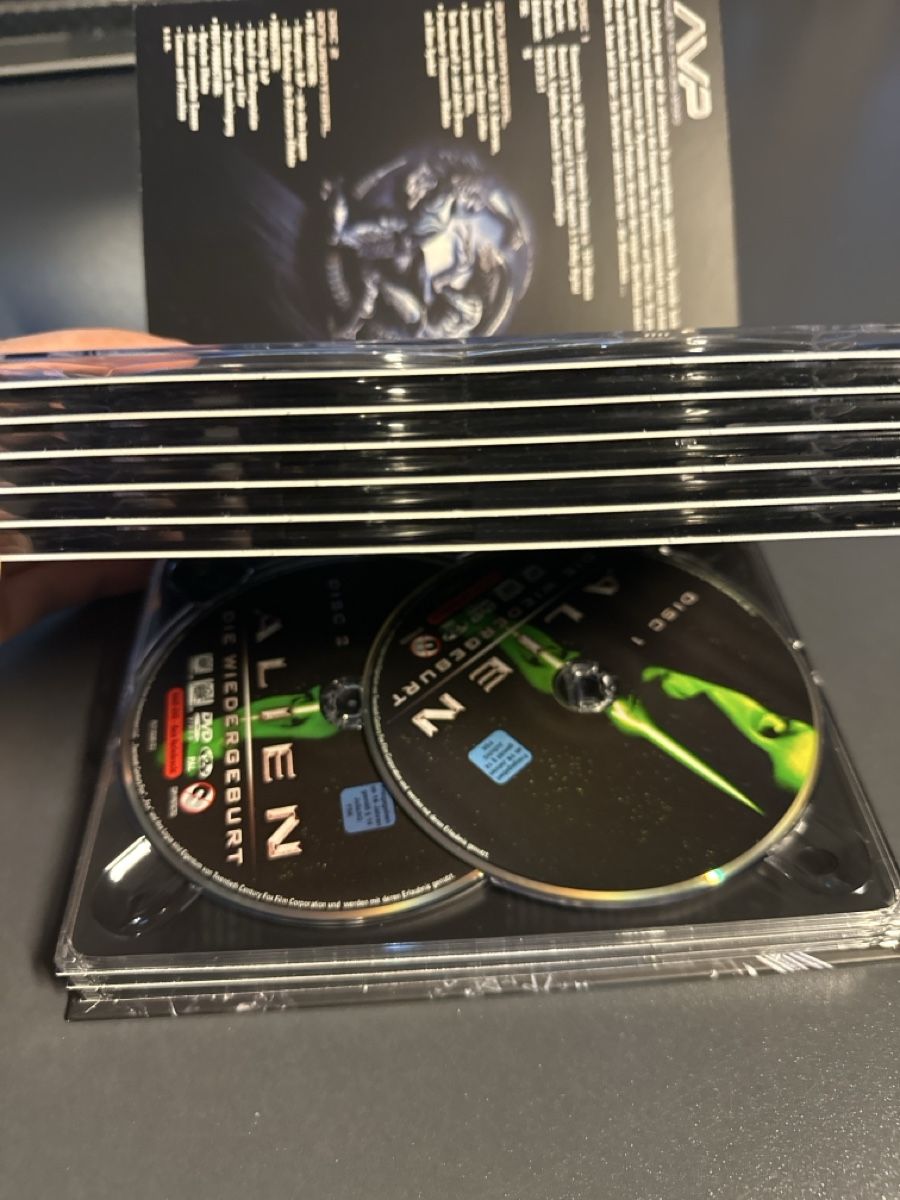 Alle DVDs: Alien vs. Predator - Total Destruction DVD Collection – Neu (gemäss Beschreibung) aus Emmenbrücke von dza_dn5r 6
